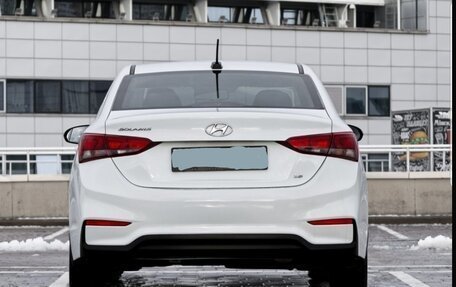 Hyundai Solaris II рестайлинг, 2018 год, 1 100 000 рублей, 16 фотография