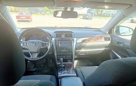 Toyota Camry, 2015 год, 2 325 000 рублей, 5 фотография