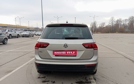 Volkswagen Tiguan II, 2017 год, 1 680 000 рублей, 3 фотография