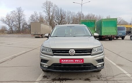 Volkswagen Tiguan II, 2017 год, 1 680 000 рублей, 2 фотография