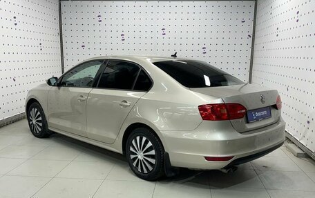 Volkswagen Jetta VI, 2013 год, 900 000 рублей, 5 фотография