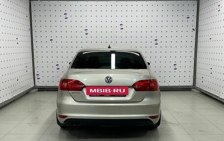 Volkswagen Jetta VI, 2013 год, 900 000 рублей, 6 фотография