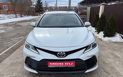 Toyota Camry, 2021 год, 3 499 000 рублей, 1 фотография