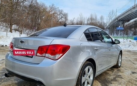 Chevrolet Cruze II, 2009 год, 590 000 рублей, 8 фотография