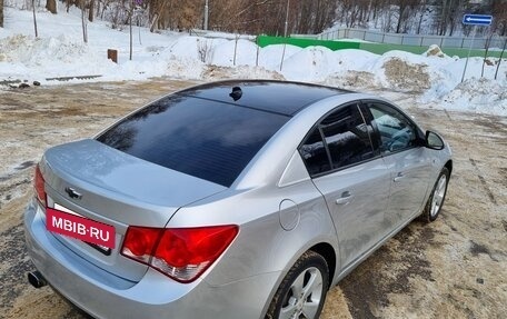 Chevrolet Cruze II, 2009 год, 590 000 рублей, 9 фотография