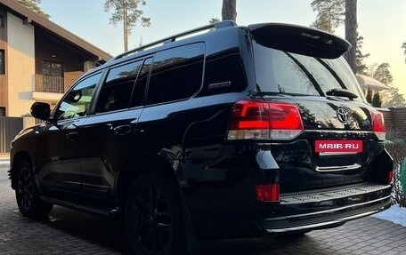 Toyota Land Cruiser 200, 2019 год, 9 100 000 рублей, 4 фотография