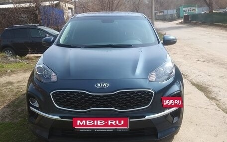 KIA Sportage IV рестайлинг, 2019 год, 2 600 000 рублей, 10 фотография