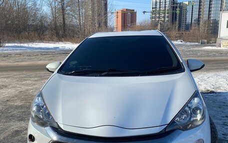 Toyota Aqua I, 2015 год, 1 130 000 рублей, 7 фотография