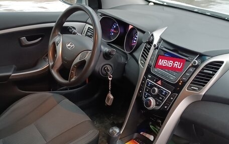 Hyundai i30 II рестайлинг, 2015 год, 850 000 рублей, 9 фотография