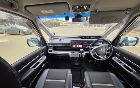 Honda Stepwgn IV, 2020 год, 3 050 000 рублей, 24 фотография