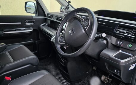 Honda Stepwgn IV, 2020 год, 3 050 000 рублей, 25 фотография