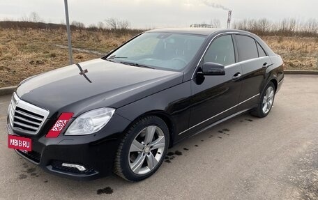 Mercedes-Benz E-Класс, 2010 год, 2 100 000 рублей, 3 фотография