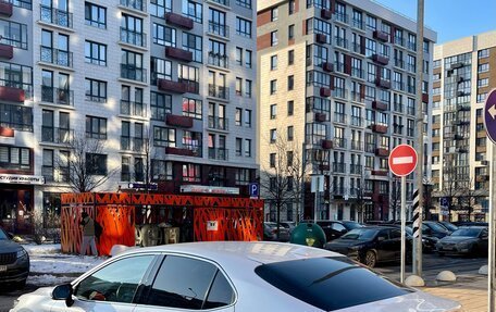 Toyota Camry, 2018 год, 3 100 000 рублей, 10 фотография