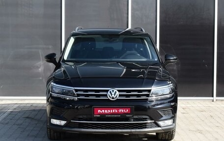 Volkswagen Tiguan II, 2017 год, 2 600 000 рублей, 3 фотография