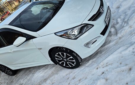 Hyundai Solaris II рестайлинг, 2014 год, 695 000 рублей, 3 фотография