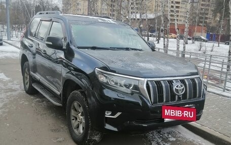 Toyota Land Cruiser Prado 150 рестайлинг 2, 2010 год, 2 670 000 рублей, 9 фотография