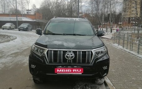 Toyota Land Cruiser Prado 150 рестайлинг 2, 2010 год, 2 670 000 рублей, 6 фотография