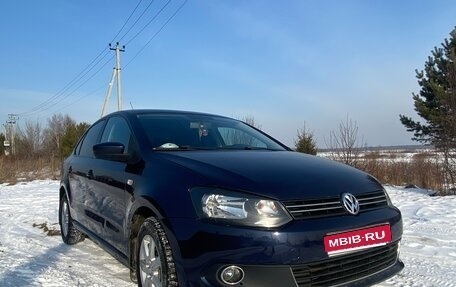 Volkswagen Polo VI (EU Market), 2012 год, 635 000 рублей, 1 фотография