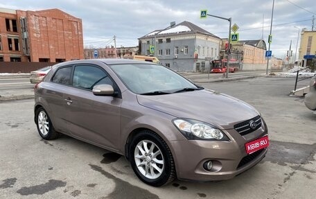 KIA cee'd I рестайлинг, 2010 год, 620 000 рублей, 1 фотография