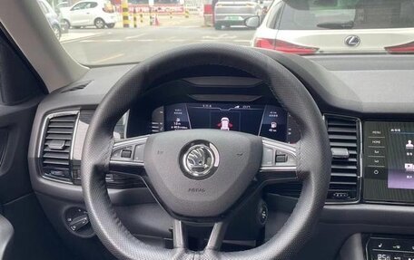 Skoda Kodiaq I, 2020 год, 2 000 000 рублей, 11 фотография