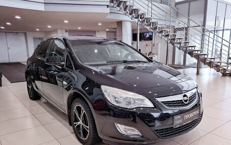 Opel Astra J, 2011 год, 780 000 рублей, 3 фотография