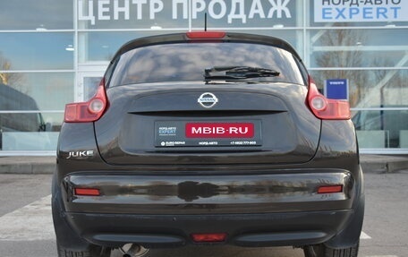 Nissan Juke II, 2012 год, 990 000 рублей, 6 фотография