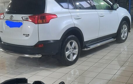 Toyota RAV4, 2014 год, 2 050 000 рублей, 8 фотография