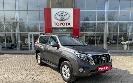 Toyota Land Cruiser Prado 150 рестайлинг 2, 2015 год, 3 590 000 рублей, 3 фотография