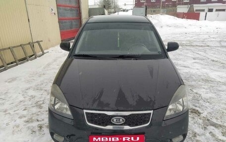 KIA Rio II, 2011 год, 700 000 рублей, 3 фотография