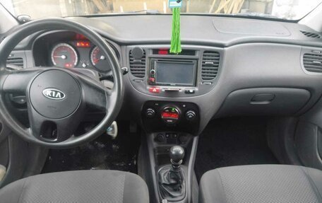 KIA Rio II, 2011 год, 700 000 рублей, 7 фотография