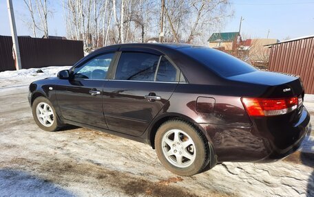 Hyundai Sonata VI, 2005 год, 710 000 рублей, 10 фотография