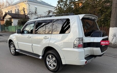 Mitsubishi Pajero IV, 2015 год, 2 330 000 рублей, 6 фотография