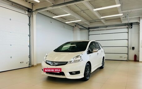 Honda Fit Shuttle I рестайлинг, 2013 год, 1 179 000 рублей, 2 фотография