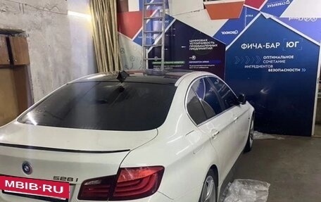 BMW 5 серия, 2011 год, 1 900 000 рублей, 34 фотография