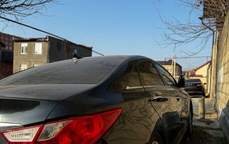 Hyundai Sonata VI, 2010 год, 590 000 рублей, 23 фотография