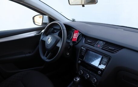 Skoda Octavia, 2019 год, 1 569 000 рублей, 10 фотография