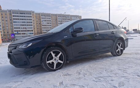 Toyota Corolla, 2019 год, 2 300 000 рублей, 10 фотография