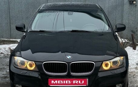 BMW 3 серия, 2011 год, 1 250 000 рублей, 2 фотография