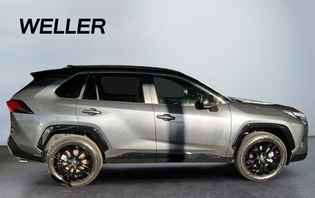 Toyota RAV4, 2025 год, 4 490 000 рублей, 2 фотография