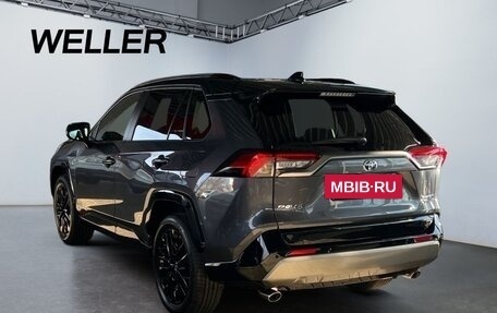 Toyota RAV4, 2025 год, 4 490 000 рублей, 4 фотография