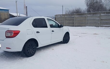 Renault Logan II, 2016 год, 545 000 рублей, 4 фотография