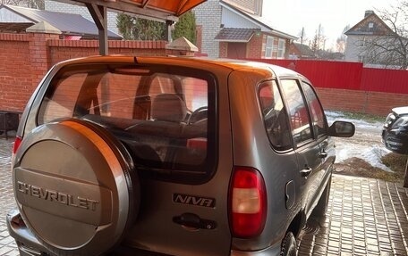 Chevrolet Niva I рестайлинг, 2005 год, 290 000 рублей, 4 фотография