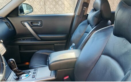 Infiniti FX I, 2007 год, 1 200 000 рублей, 11 фотография