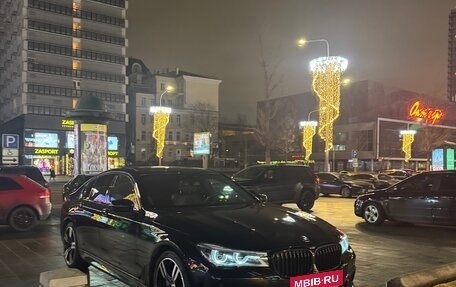 BMW 7 серия, 2019 год, 5 900 000 рублей, 2 фотография