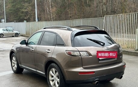 Infiniti FX I, 2006 год, 800 000 рублей, 3 фотография