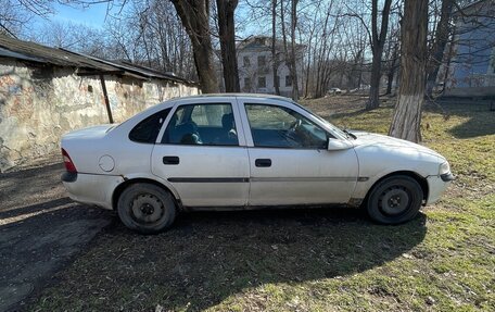 Opel Vectra B рестайлинг, 1997 год, 120 000 рублей, 2 фотография