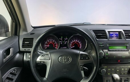 Toyota Highlander III, 2013 год, 2 160 000 рублей, 14 фотография