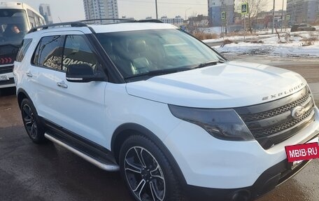 Ford Explorer VI, 2013 год, 1 900 000 рублей, 2 фотография