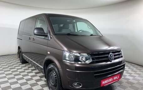 Volkswagen Multivan T5, 2010 год, 1 985 000 рублей, 3 фотография