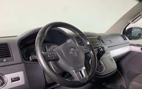 Volkswagen Multivan T5, 2010 год, 1 985 000 рублей, 12 фотография